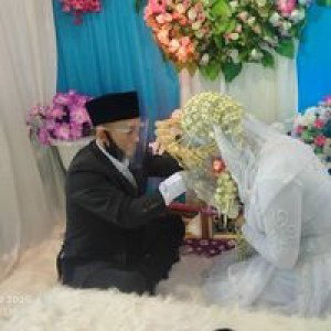 Indah Pratama profile icon