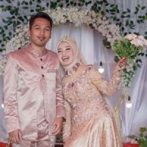 Siti Wardiah Al-munfaridah profile icon