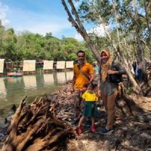 Sefta Oktavia Dherista profile icon