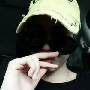 Renzy Utami profile icon