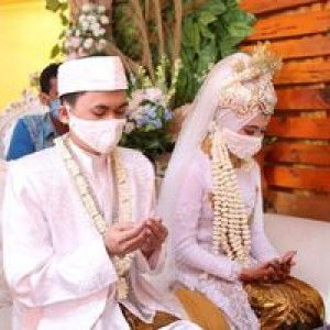 Desy Nastasari profile icon