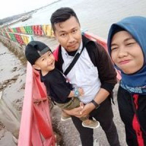 Arum Arivanhy Romadini profile icon