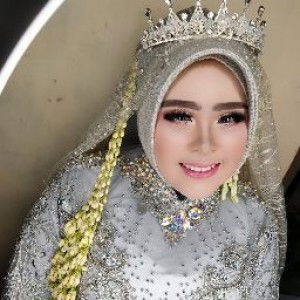 Salsa Yuniar profile icon