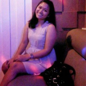 Lukerti Sitanggang profile icon