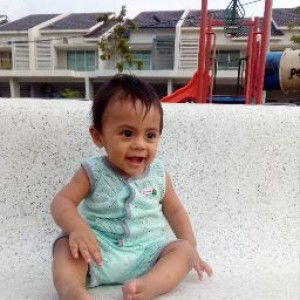 MAR azira profile icon