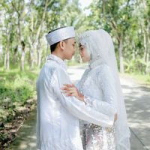 Endah Wardhani profile icon