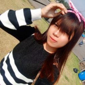 Azizah Kharisma profile icon