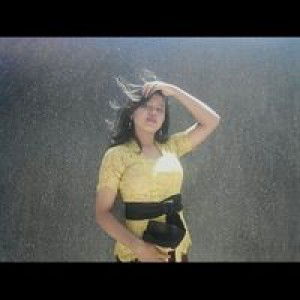 Risty Triyandini profile icon