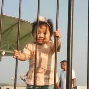 Nia Thamrin RE profile icon