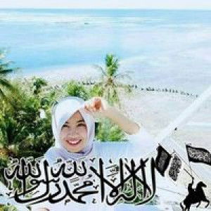 Liza Medio Peniyanti profile icon