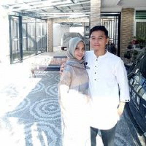 Dilla Novita Sy profile icon