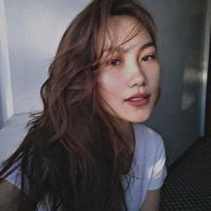 Venia Ouano profile icon