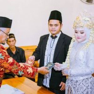 Nur Umi Lutfiana profile icon