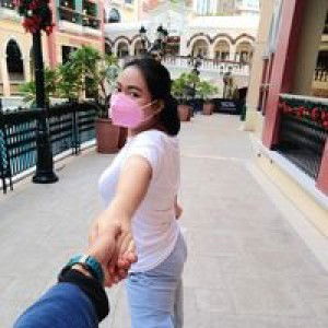 Gina Roman profile icon