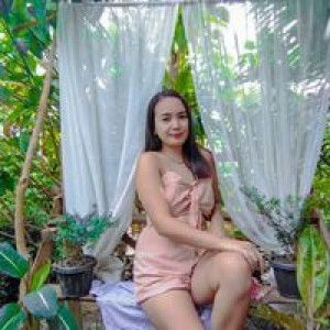 Rochelle Rebusquillo profile icon