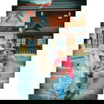 Dina Wahid profile icon