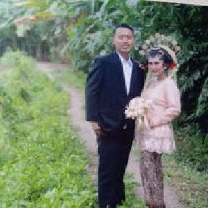 Susiati Atia profile icon