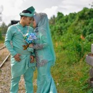 Nur Syafia profile icon