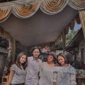 Firda Albert profile icon