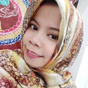 Dewi Aryanti profile icon
