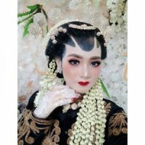 Lyn Liza profile icon