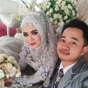 Winda Riska Noviani profile icon