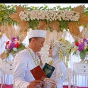 Cicih Lestari profile icon