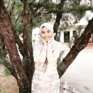 Aina Shahrul profile icon