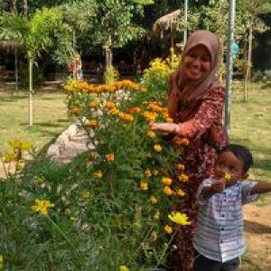 Eti Fitriyati profile icon