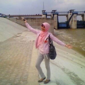 Linda Estiyanti profile icon