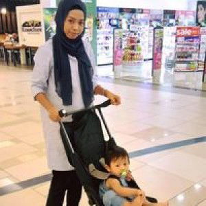 Eryna Azali profile icon