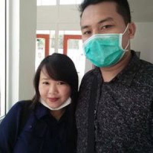 Leni Julianti Vania profile icon