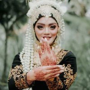 Rizka Yuliana profile icon
