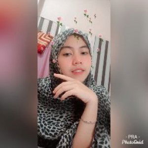 Putri Rizkia profile icon