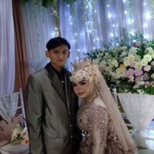 Ayu Rizky Sri Rezeky profile icon