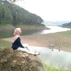 Lina Maulani Ikhsan profile icon