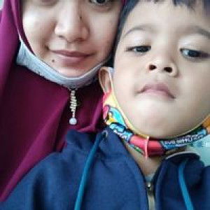 Khairun Nisa profile icon