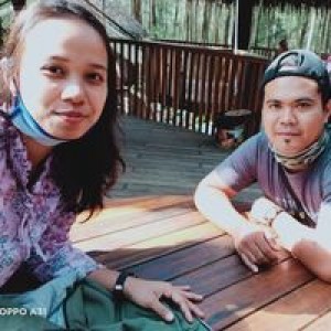 Dwi Astuti profile icon