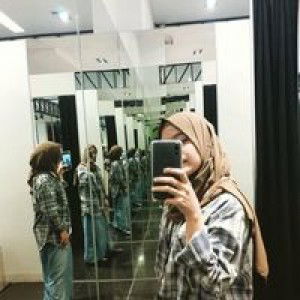 Dina Titi Khaeriah profile icon