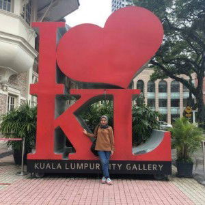 Indah Retno profile icon