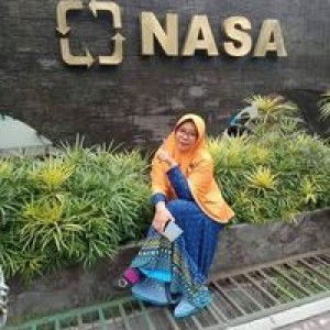 Rini Sujarwo profile icon