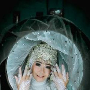 Shenoy Askana Sakhi profile icon