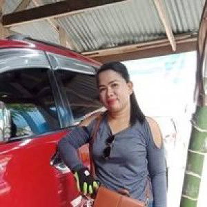 Ariane Beth Della profile icon