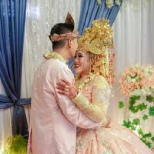 Reza Apriani profile icon