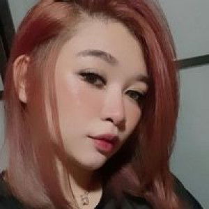 Sazlynn Wee profile icon