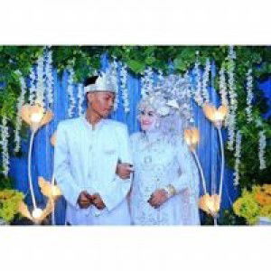 Emilia Handika profile icon