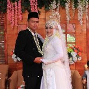 Reka Dewi Putrii profile icon