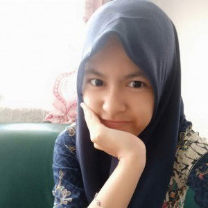 Esty Permatasari profile icon