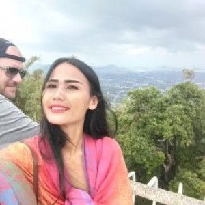 May May profile icon