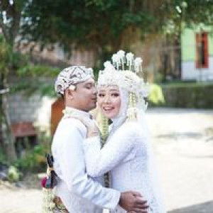 HerlinaNa profile icon